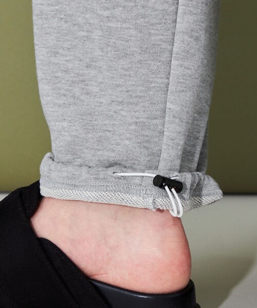 CITEN(シテン)の「<CITEN> タックスウェットパンツ(スウェットパンツ・レディース・グレー/ライトグレー/ダークグレー・S/M)」の15枚目の写真