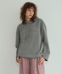 Formeque（フォルミーク）の「【Formeque】エンボスロゴドロストパーカー（パーカー）」