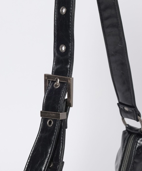 PAGEBOY（ページボーイ）の「アウトポケットBAG（ショルダーバッグ・レディース・ブロンズ/ブラック/シルバー/レッド/オフホワイト/ブラウン・FREE）」の16枚目の写真