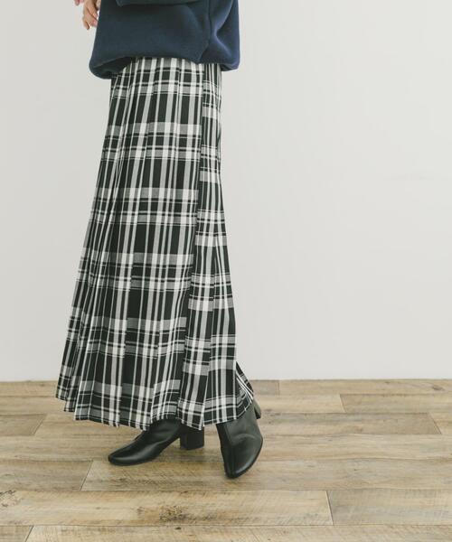 ITEMS URBANRESEARCH（アイテムズ アーバンリサーチ）の「チェックプリーツスカート（スカート・レディース・ネイビー/カーキ/アイボリー/ブラック・FREE）」の15枚目の写真