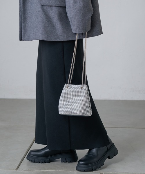 COLONY 2139（コロニートゥーワンスリーナイン）の「ラインストーン