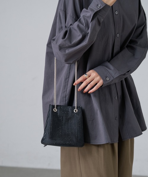 COLONY 2139（コロニートゥーワンスリーナイン）の「ライン