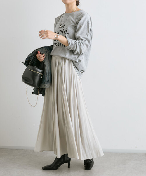 RIVE DROITE（リヴドロワ）の「【大人見えロゴT】La Beaute ロンTee（Tシャツ/カットソー・レディース・ベージュ/グレー/オフホワイト・FREE）」の13枚目の写真