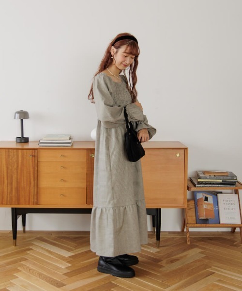 flower（フラワー）の「クラシックチェックワンピース（ワンピース・レディース・カーキ/ブラウン・FREE）」の16枚目の写真