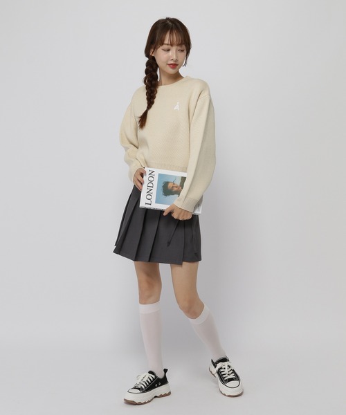 ALAND（エーランド）の「【UNISEX】ALAND／Aロゴクルーニットプルオーバー（ニット/セーター・レディース・ネイビー/グレー/ナチュラル/ブラック・MEDIUM/LARGE/SMALL）」の8枚目の写真