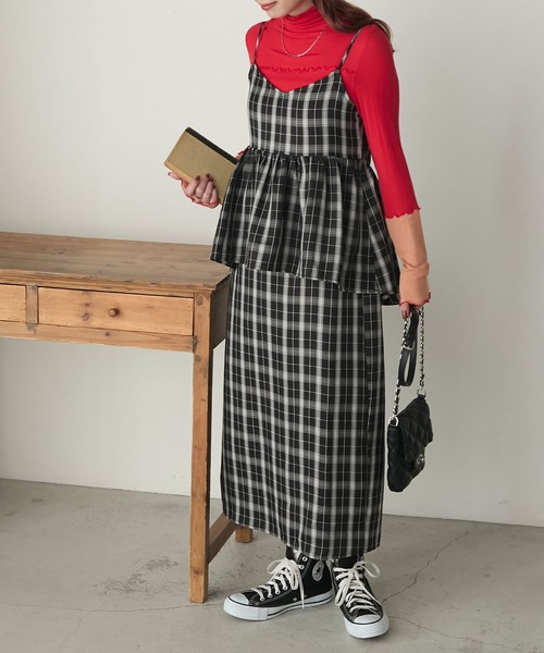 BONLECILL(ボンルシール)の「先染めチェックバックリボンレイヤード風キャミワンピース(ワンピース・レディース・ブラック/ネイビー/モスグリーン/ベージュ・FREE)」の2枚目の写真