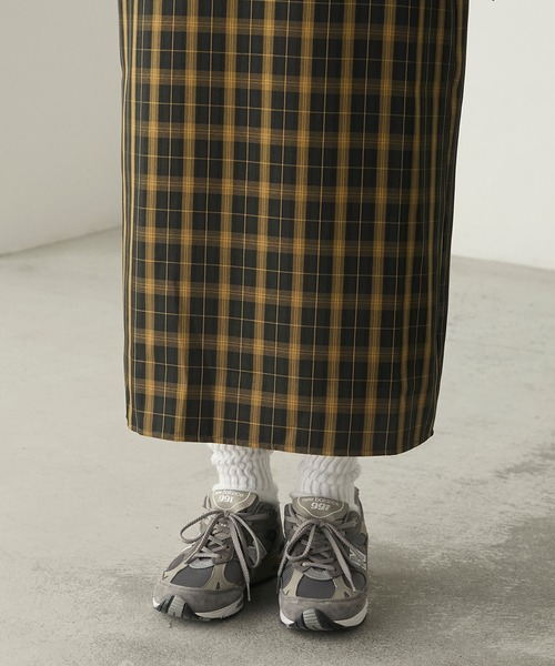 BONLECILL(ボンルシール)の「先染めチェックバックリボンレイヤード風キャミワンピース(ワンピース・レディース・ブラック/ネイビー/モスグリーン/ベージュ・FREE)」の13枚目の写真