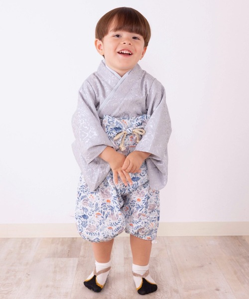 SweetMommy（スウィートマミー）の「3WAY ちりめん　2ピース袴ロンパース [ひな祭り]  [お誕生日 記念日 お食い初め お宮参り 七五三]（着物・キッズ・ホワイト×ホワイト/ブルーグレー/アイボリー/グレー×サックスブルー/ベージュ/スモークピンク/マジェンタ/ローズ・90/80/50-70）」の5枚目の写真