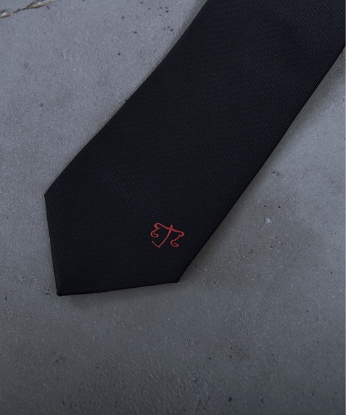 Ellno Loset by らい（エルノロゼットバイライ）の「【らいコラボ】刺繍入りネクタイ（ネクタイ・メンズ・ブラック・FREE）」の3枚目の写真