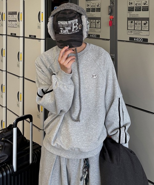 EPNK(イーピーエヌケー)の「【EPNK】Velours line sweat / ベロアラインスウェット(スウェット・メンズ・グレー/ブラック・LARGE/MEDIUM/SMALL)」の2枚目の写真