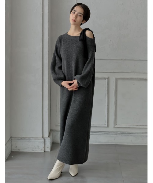 MEISM（ミズム）の「[2024-25 WINTER COLLECTION][MEISM by Re:EDIT][低身長サイズ有]ショルダーリボンニットワンピース（ワンピース・レディース・ブラック/グレー/チャコール・MEDIUM/LARGE/SHORT）」の15枚目の写真