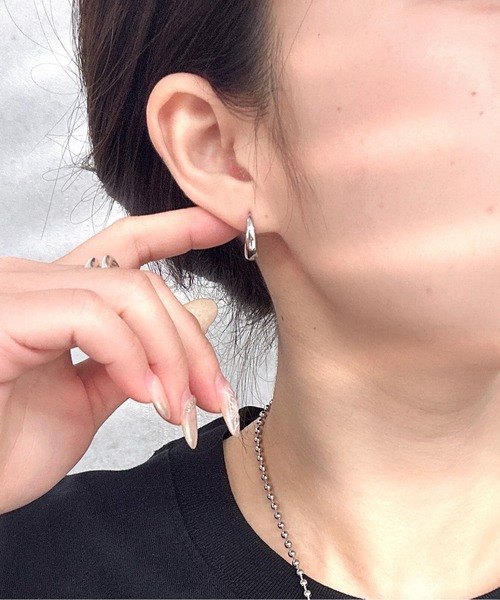 Burner(バーナー)の「【OKUOKU 0909】フープピアス 両耳用 oku-pierce-631360207317-6 Y【RBTS】(ピアス(両耳用)・レディース・ゴールド/シルバー/シルバー系その他2/ゴールド系その他/シルバー系その他/ゴールド系その他2・FREE)」の3枚目の写真