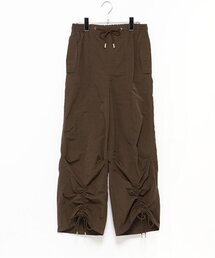 LUKU nari（ルクナーリ）の「シャーリングワイドパンツ（カーゴパンツ）」