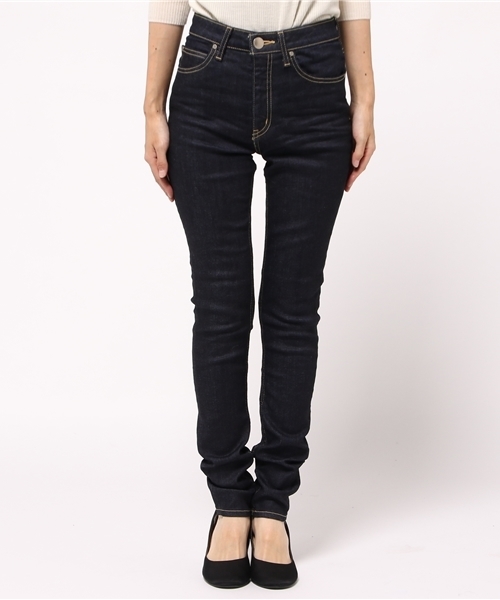 BLACK BY MOUSSY(ブラックバイマウジー)の「CRYSTAL One wash DENIM(デニムパンツ・レディース・ダークブルー・26inch/24inch/23inch/25inch)」の2枚目の写真