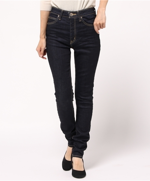 BLACK BY MOUSSY(ブラックバイマウジー)の「CRYSTAL One wash DENIM(デニムパンツ・レディース・ダークブルー・26inch/24inch/23inch/25inch)」の9枚目の写真
