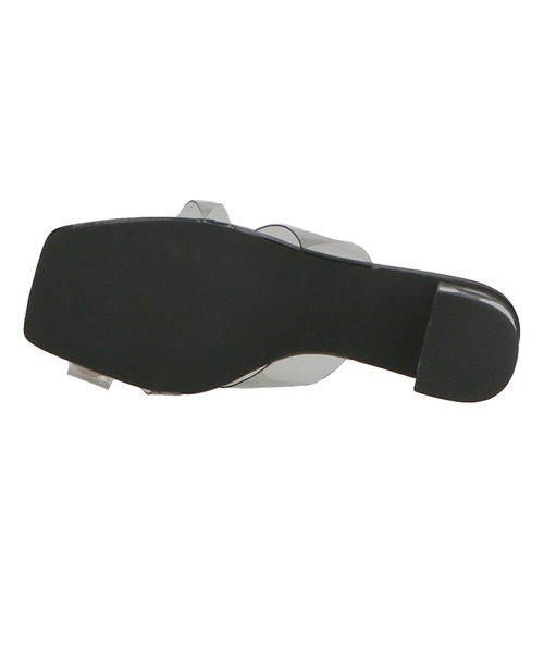 MISCH MASCH(ミッシュマッシュ)の「ビジュートングサンダル MO42203(サンダル・レディース・ブラック×ホワイト/ホワイト/ブラック・M/S/L)」の11枚目の写真