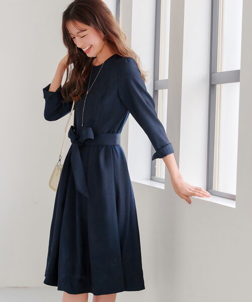 花柄刺繍フレアワンピース（ワンピース）｜Tiaclasse（ティア