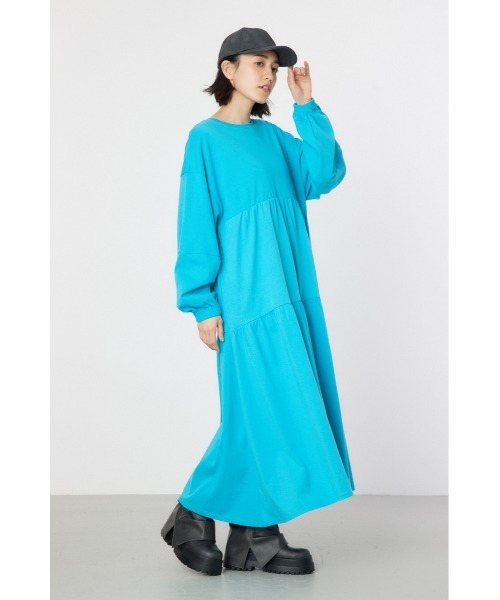 RODEO CROWNS WIDE BOWL（ロデオクラウンズワイドボウル）の「ネームパッチティアードマキシワンピース（ワンピース・レディース・ブラック/クリアレッド/オフホワイト/ターコイズブルー・FREE）」の3枚目の写真