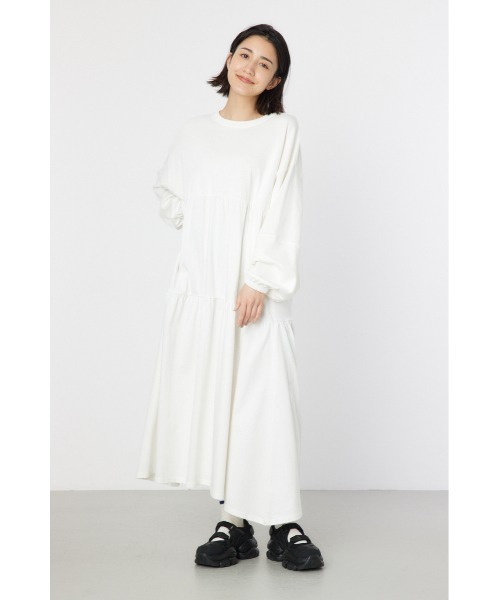 RODEO CROWNS WIDE BOWL（ロデオクラウンズワイドボウル）の「ネームパッチティアードマキシワンピース（ワンピース・レディース・ブラック/クリアレッド/オフホワイト/ターコイズブルー・FREE）」の9枚目の写真