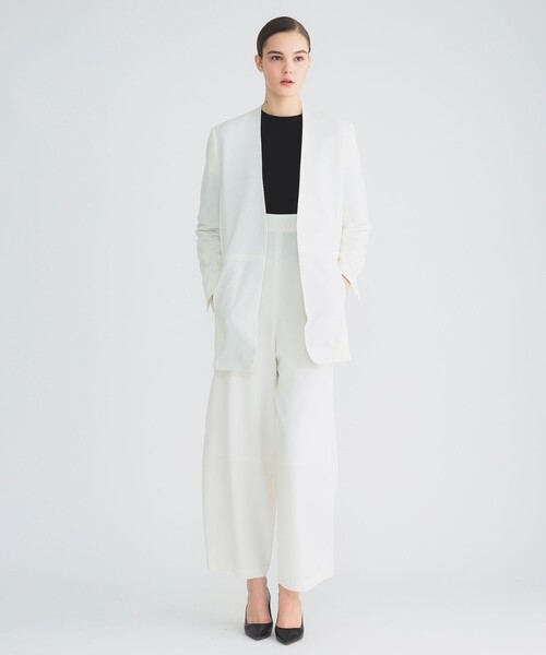 EFFE BEAMS(エッフェビームス)の「クレープ ノーカラージャケット(ノーカラージャケット・レディース・オフホワイト・36/38)」の2枚目の写真