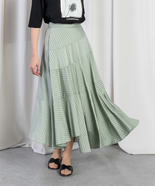 RAW FUDGE（ローファッジ）の「アシメフレアーストライプスカート（スカート・レディース・ライトグレー/オフホワイト/オリーブ・M）」の3枚目の写真