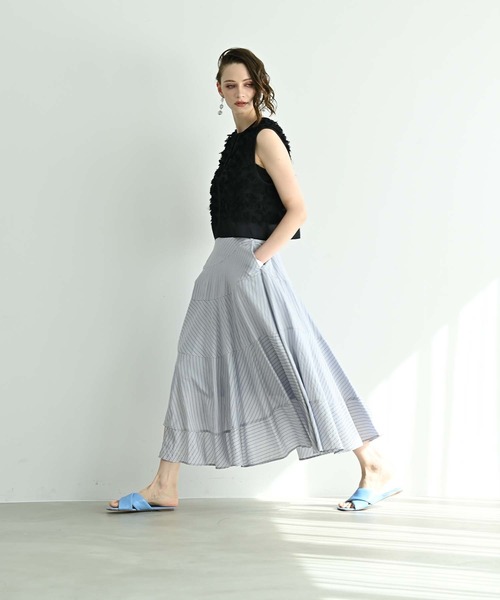 RAW FUDGE（ローファッジ）の「アシメフレアーストライプスカート（スカート・レディース・ライトグレー/オフホワイト/オリーブ・M）」の7枚目の写真