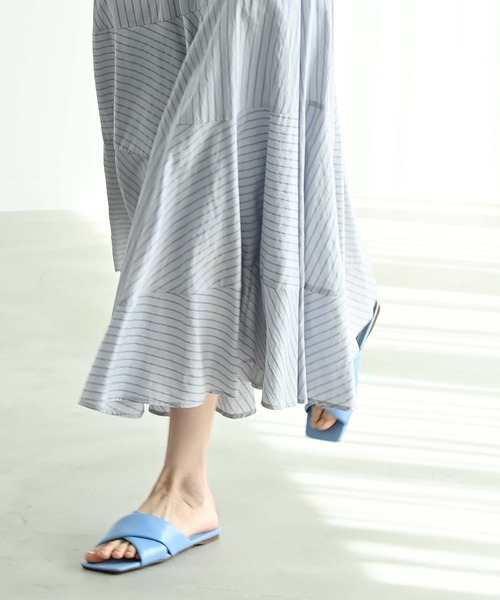 RAW FUDGE（ローファッジ）の「アシメフレアーストライプスカート（スカート・レディース・ライトグレー/オフホワイト/オリーブ・M）」の5枚目の写真