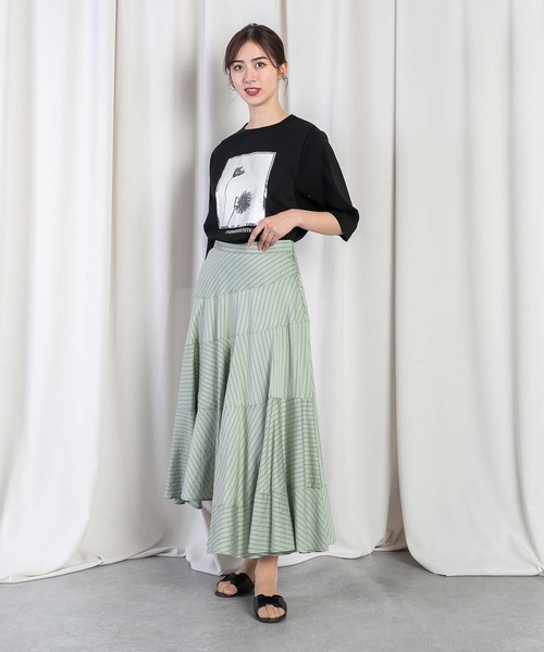 RAW FUDGE（ローファッジ）の「アシメフレアーストライプスカート（スカート・レディース・ライトグレー/オフホワイト/オリーブ・M）」の17枚目の写真