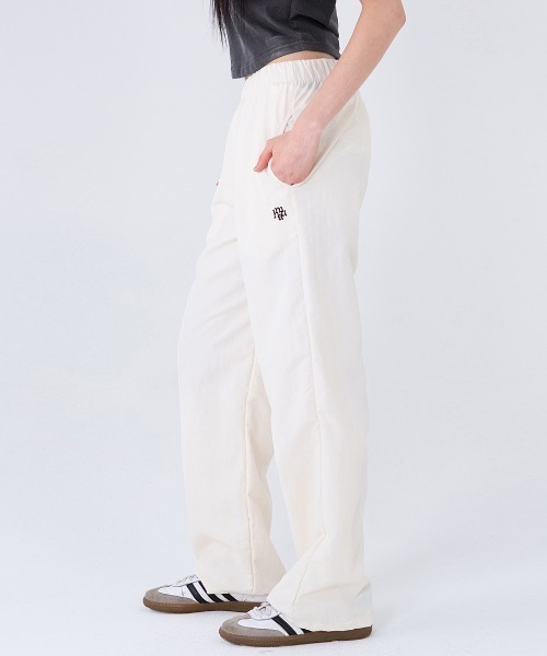 muahmuah(ムーアムーア)の「A'GEM/9 × .kom 『muah muah/ムーアムーア』 STITCH COOLING WIDE BANDING PANTS/ステッチ クーリングワイド バンディングパンツ(その他パンツ・レディース・ブラック/カーキ/ベージュ/ピンク・FREE)」の5枚目の写真