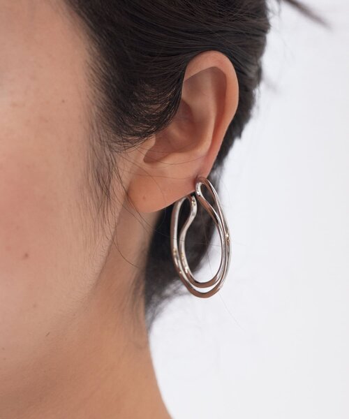 LIVETART（リヴェタート）の「アーチピアス（ピアス（両耳用）・レディース・シルバー・FREE）」の4枚目の写真