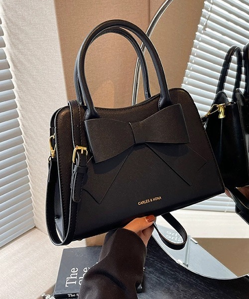 c.u.l（シーユーエル）の「2WAY リボンデザイン フェイクレザーボストンバッグ cula1084（ハンドバッグ・レディース・レッド/ブラック・FREE）」の10枚目の写真