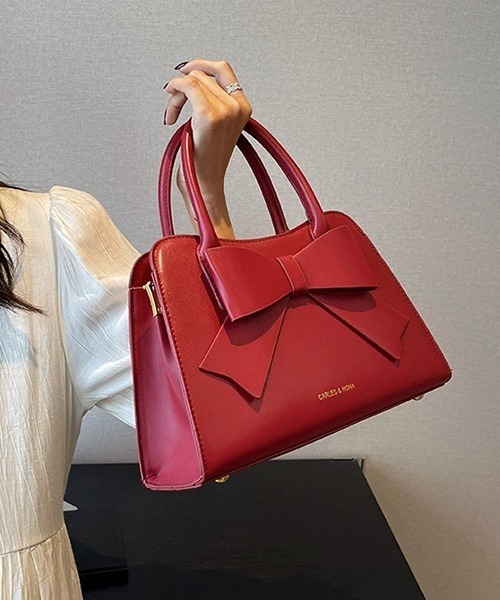 c.u.l（シーユーエル）の「2WAY リボンデザイン フェイクレザーボストンバッグ cula1084（ハンドバッグ・レディース・レッド/ブラック・FREE）」の12枚目の写真