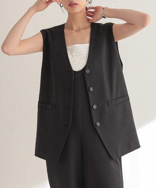 for/c（フォーシー）の「[セットアップ対応]パウダリーツイルジレ【サスティナブル】（ベスト・レディース・ブラック/ベージュ/グレー・L/M）」の2枚目の写真