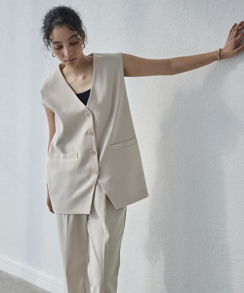 for/c（フォーシー）の「[セットアップ対応]パウダリーツイルジレ【サスティナブル】（ベスト・レディース・ブラック/ベージュ/グレー・L/M）」の5枚目の写真