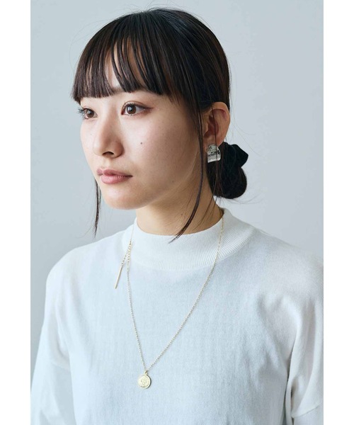 MEDE19F（メデジュウキュウ）の「ＭＥＤＥ１９Ｆ　三子糸のＴニットトップス（ニット/セーター・レディース・ホワイト/ブラック/ブルー・M/L/LL/3L）」の13枚目の写真