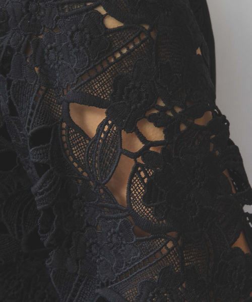 NARACAMICIE（ナラカミーチェ）の「【NARACAMICIE】レースドッキング長袖ブラウス（シャツ/ブラウス・レディース・ホワイト/ブラック・M/L/XL/XXL）」の17枚目の写真