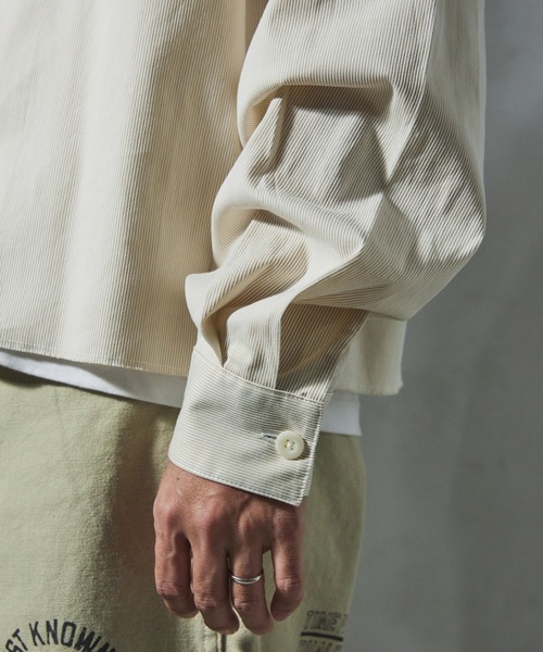 JOURNAL STANDARD relume（ジャーナルスタンダード　レリューム）の「【ZOZO限定】CORDLANE クロップドL/S（シャツ/ブラウス・メンズ・ベージュ/ホワイト/サックスブルー/ブラック・XS/S/M/L/XL）」の8枚目の写真
