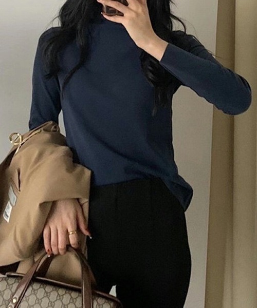 maison de LATIR(メゾンドラティール)の「スタンドネック裏起毛カットソー(Tシャツ/カットソー・レディース・ブラック/ライトグリーン/イエロー/ベージュ/グレー/ネイビー/ブルー/ホワイト・ONE SIZE)」の6枚目の写真