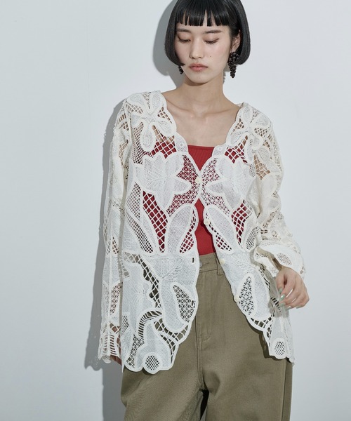 THE YOn(ザヨン)の「レーシーシアーカーデブラウス(シャツ/ブラウス・レディース・アイボリー/ブラック/モカ・FREE)」の9枚目の写真