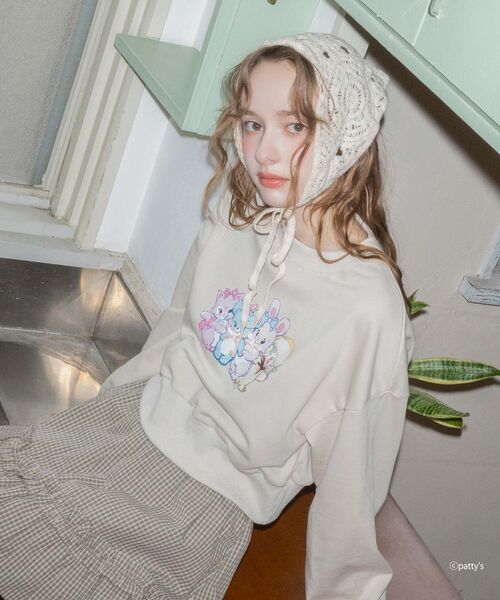 MAJESTIC LEGON（マジェスティックレゴン）の「SWIMMERコラボ キャラスウェット（スウェット・レディース・ベージュ/オフホワイト・MEDIUM）」の20枚目の写真