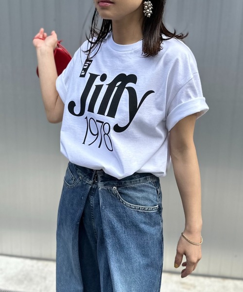 mi via loca(ミヴィアロカ)の「【GILDAN】レトロJiffyナンバーロゴTシャツ(Tシャツ/カットソー・レディース・オートミール/ホワイト/ブラック・MEDIUM/LARGE)」の19枚目の写真