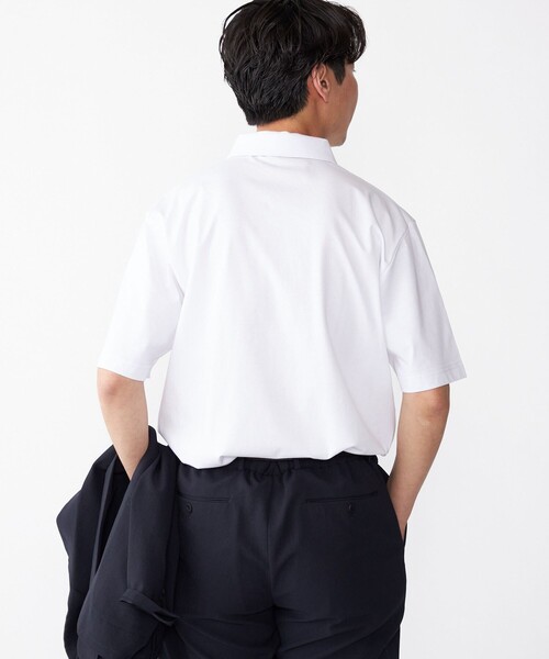 SHIPS（シップス）の「【WEB限定】SHIPS:〈吸水速乾〉アイスタッチ ワンポイント ロゴ レギュラーカラー ポロシャツ（ポロシャツ・メンズ・ホワイト/ダークグレー/ベージュ/ネイビー・SMALL/MEDIUM/LARGE/X-LARGE）」の14枚目の写真
