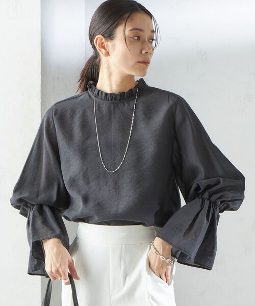 セール】〈手洗い可能〉シルク混 シャイニー フリル スリーブ ブラウス