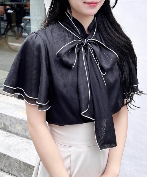 INGNI（イング）の「ラメシアー2Wayリボンフレアスリーブブラウス（シャツ/ブラウス・レディース・ブルー系/ブラック×ホワイト/ホワイト×ブラック/オフホワイト・M）」の3枚目の写真