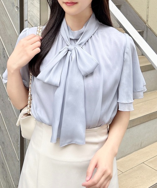 INGNI（イング）の「ラメシアー2Wayリボンフレアスリーブブラウス（シャツ/ブラウス・レディース・ブルー系/ブラック×ホワイト/ホワイト×ブラック/オフホワイト・M）」の20枚目の写真