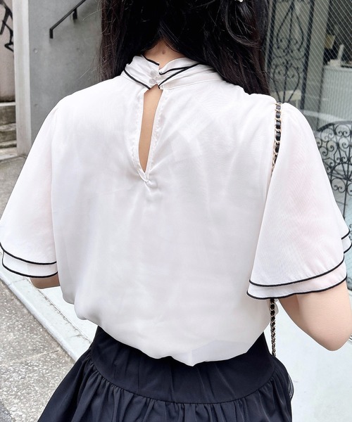 INGNI（イング）の「ラメシアー2Wayリボンフレアスリーブブラウス（シャツ/ブラウス・レディース・ブルー系/ブラック×ホワイト/ホワイト×ブラック/オフホワイト・M）」の13枚目の写真