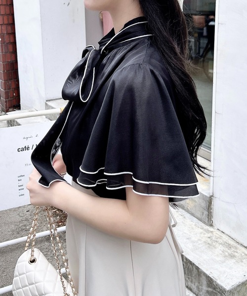 INGNI（イング）の「ラメシアー2Wayリボンフレアスリーブブラウス（シャツ/ブラウス・レディース・ブルー系/ブラック×ホワイト/ホワイト×ブラック/オフホワイト・M）」の18枚目の写真