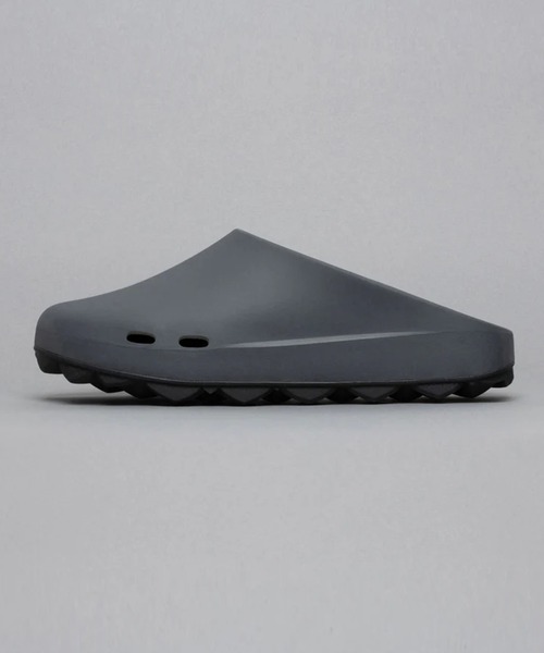 foot the coacher（フットザコーチャー）の「【PPACO】LUX-1 AIR STUDDED SOLE（サンダル・メンズ・ブラック・6/7/8/9）」の2枚目の写真