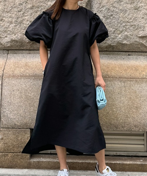 ST.ROONEY(セントルーニー)の「バルーンタフタワンピース【低身長・小柄女性向け】(ワンピース・レディース・ブラック/ベージュ/ネイビー・XS)」の2枚目の写真