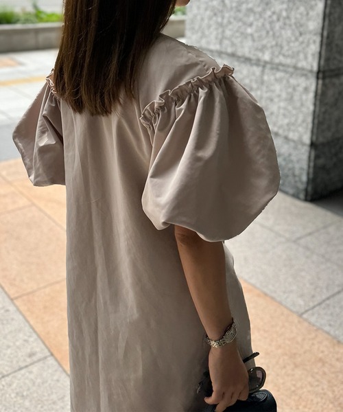 ST.ROONEY(セントルーニー)の「バルーンタフタワンピース【低身長・小柄女性向け】(ワンピース・レディース・ブラック/ベージュ/ネイビー・XS)」の8枚目の写真